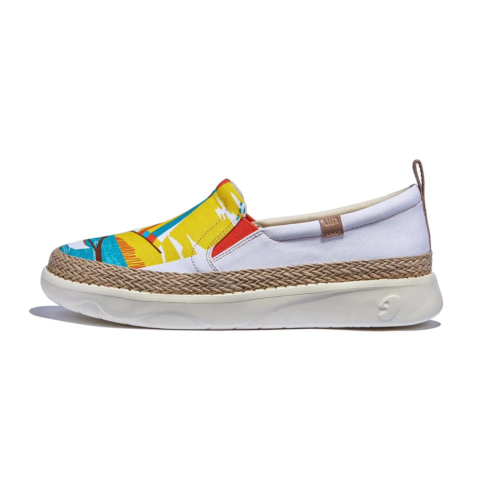 Surfing by Sea Tarragona I Women Comfort Feel