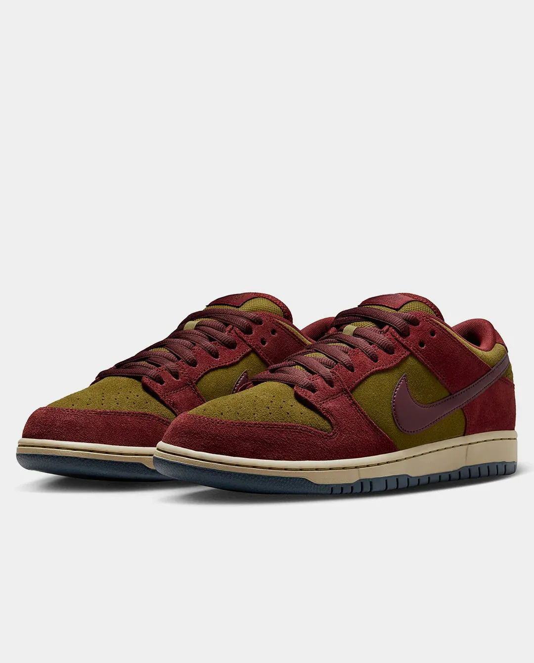 Street Action Soft Grip Nike SB Dunk Low Pro - Dark Team Red/Burgundy Crush