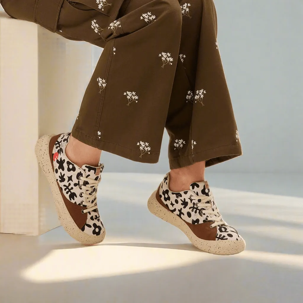 Sleek Profile Airy Upper Swaying Flowers Denia I Women