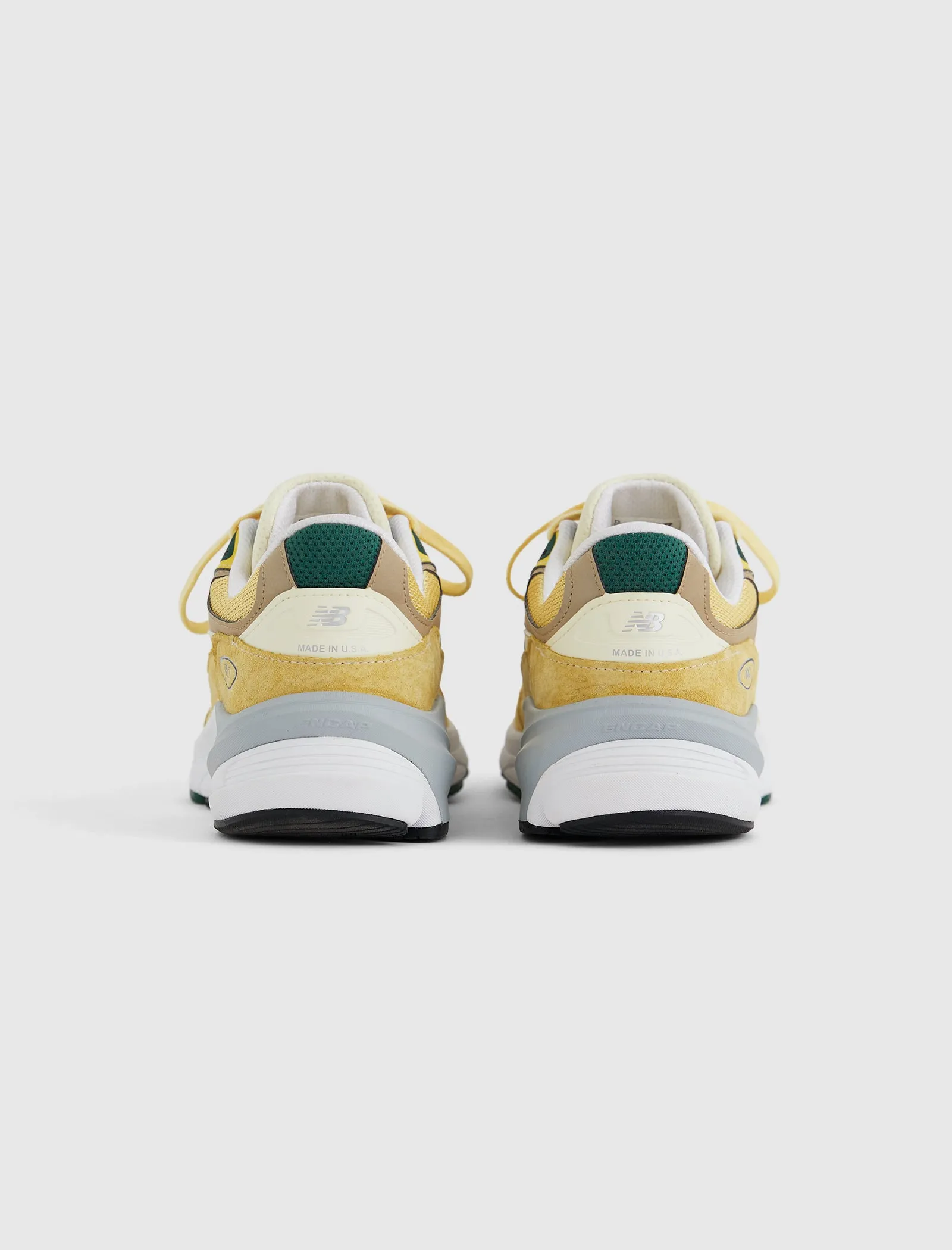 Moon Tone Arch Support Urban Walkers 990V6 "PALE YELLOW"