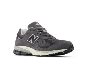 Men`s New Balance 2002R obstacle course running advanced features