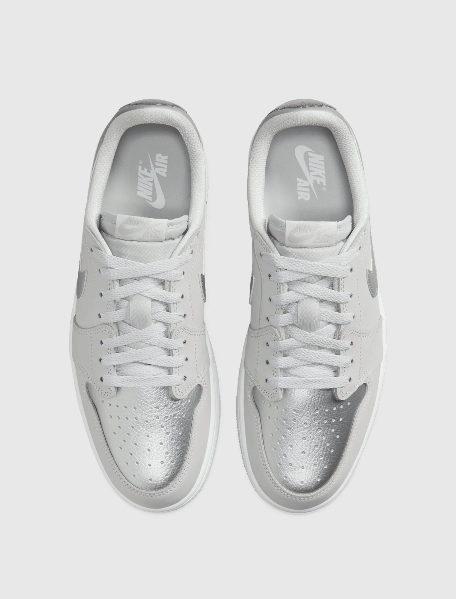 Quick Drying Weekend Errands AIR JORDAN 1 LOW OG "METALLIC SILVER"