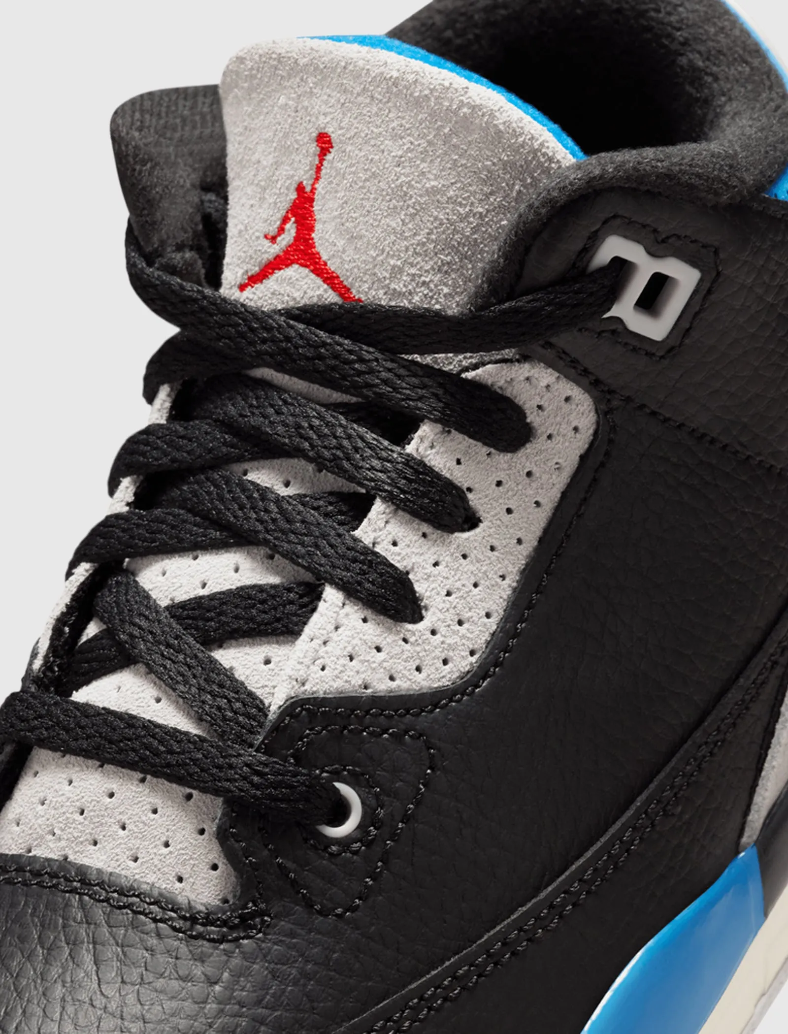 AIR JORDAN 3 RETRO "RARE AIR" PS senior care