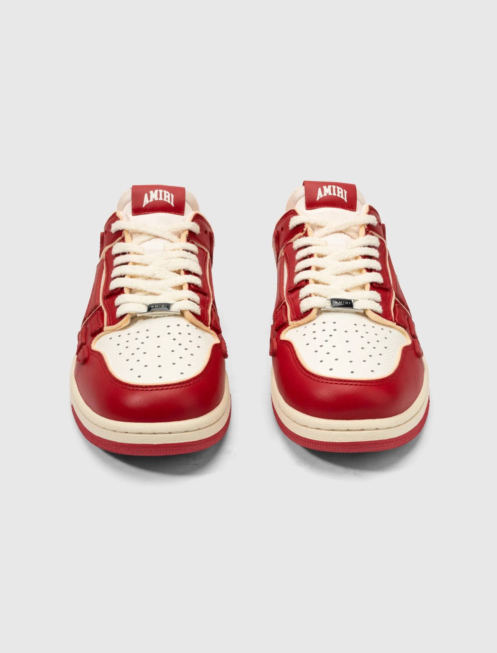 COLLEGIATE SKEL TOP LOW "RED" Stride Easy