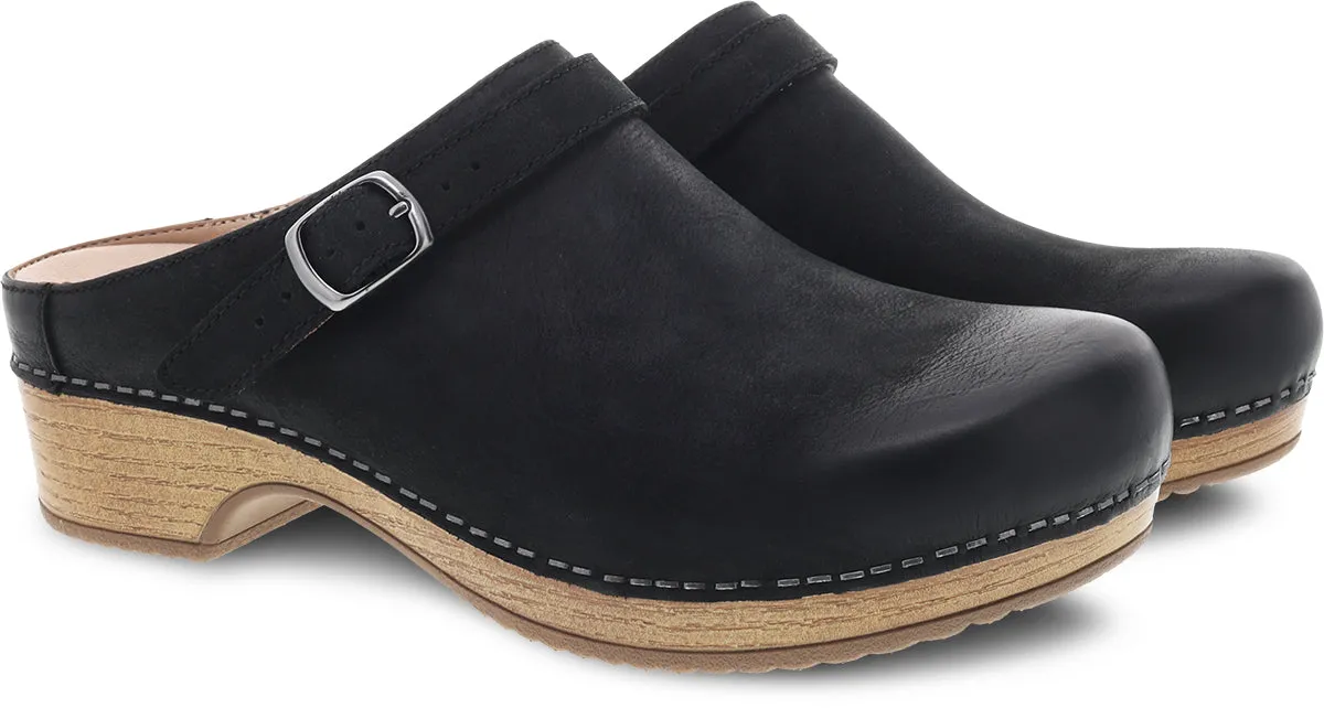 Walking Sandals Berry - Black