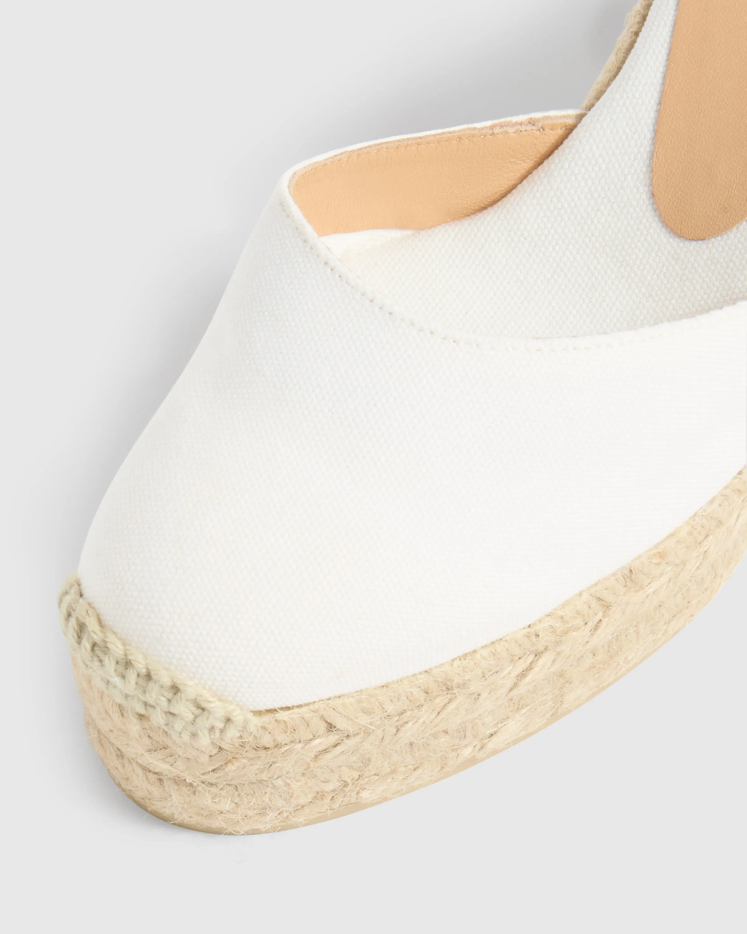 CARINA/8ED/001 Modern Classic