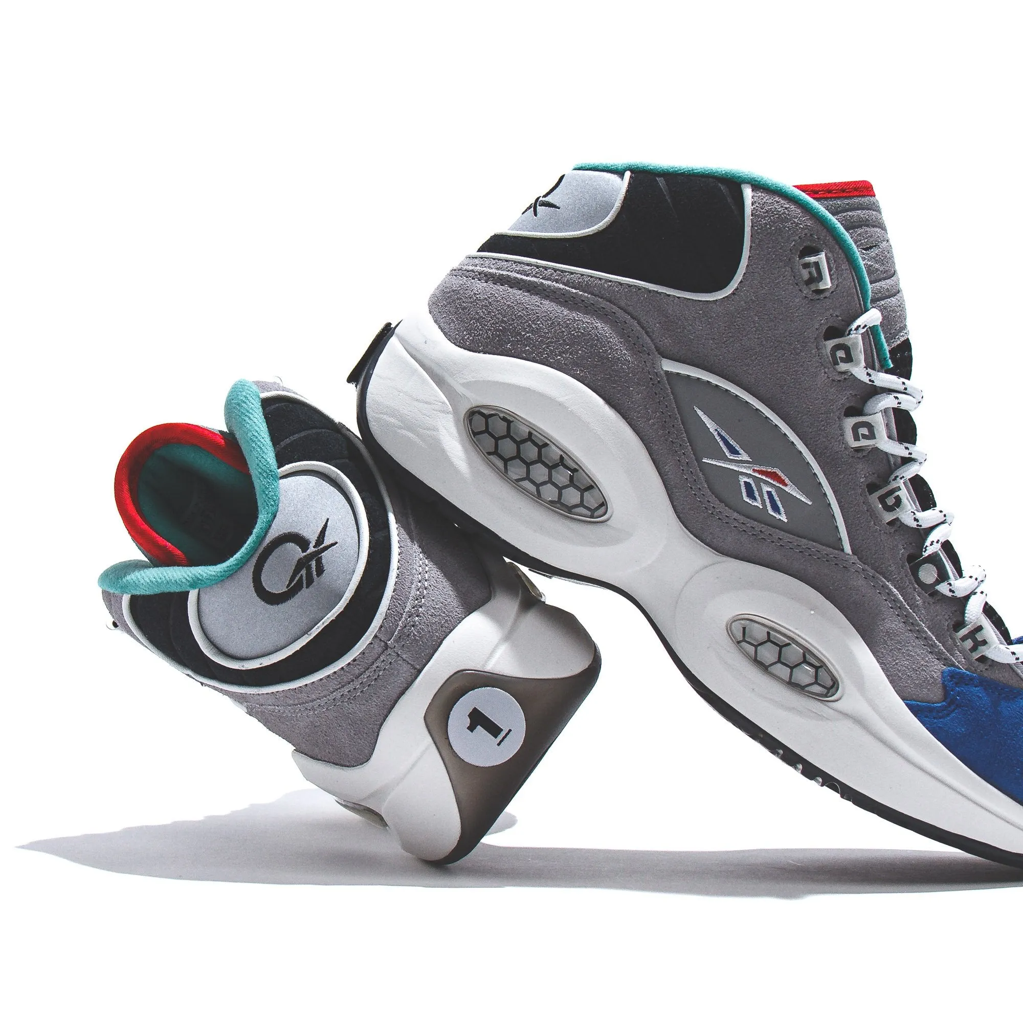 Lightweight foam midsole Non Marking Outsole Reebok Classics Basketball Men Question Mid Allen Iverson Draft Night Grey Blue GZ7283