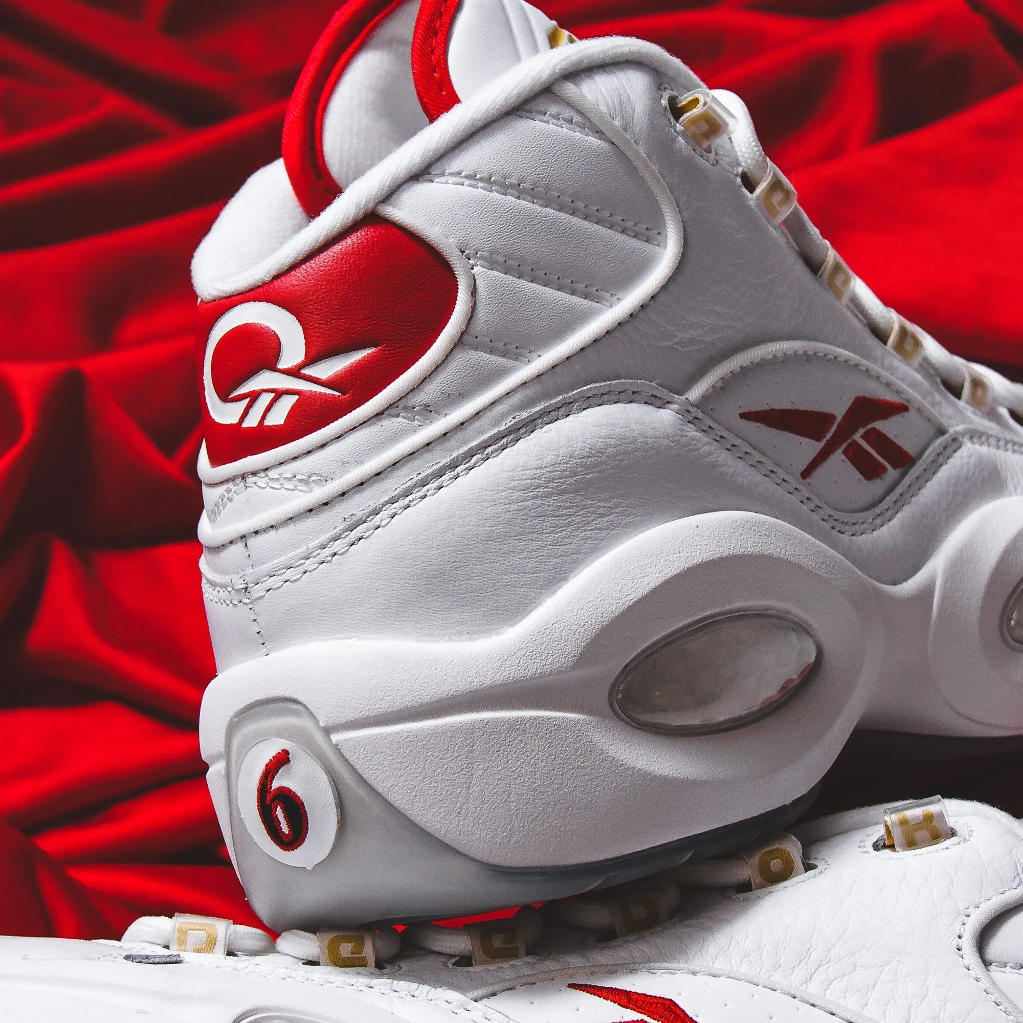 Reebok Classics Basketball Men Question Mid Allen Iverson Dr J #6 White Red GX0230 SoftInterior Pro-Level Grip