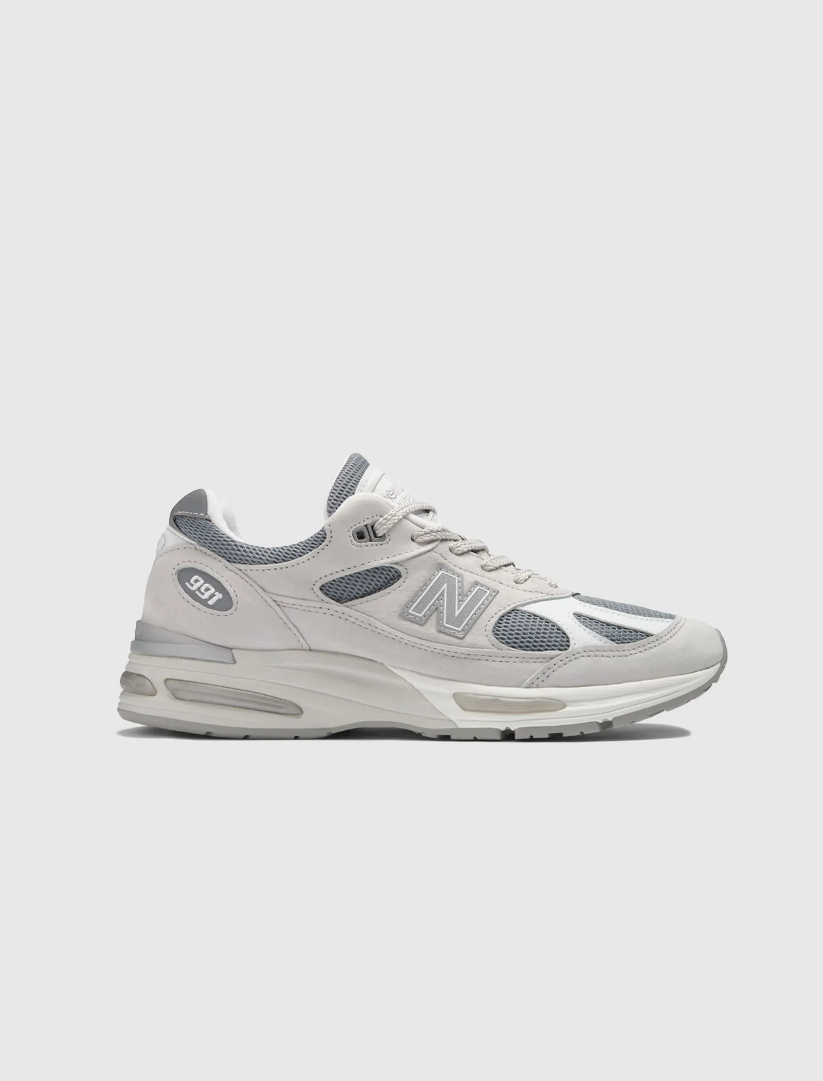 MADE IN UK 991 V2 "NIMBUS CLOUD" Week Easy