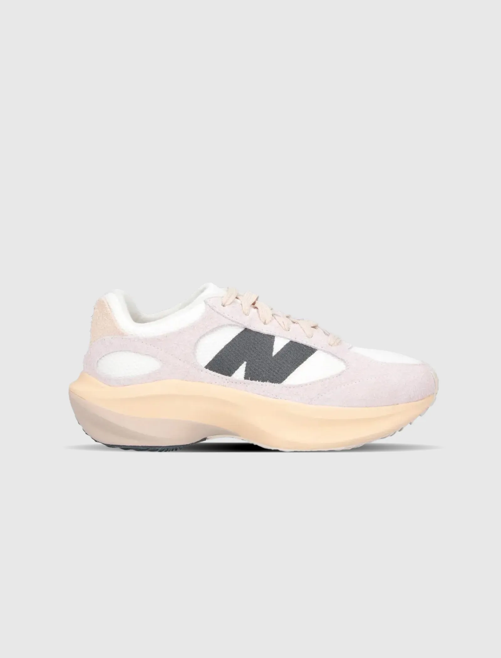 Shock Absorbing Sweat Resistant Frequent Travelers WARPED RUNNER "WHITE BEIGE"