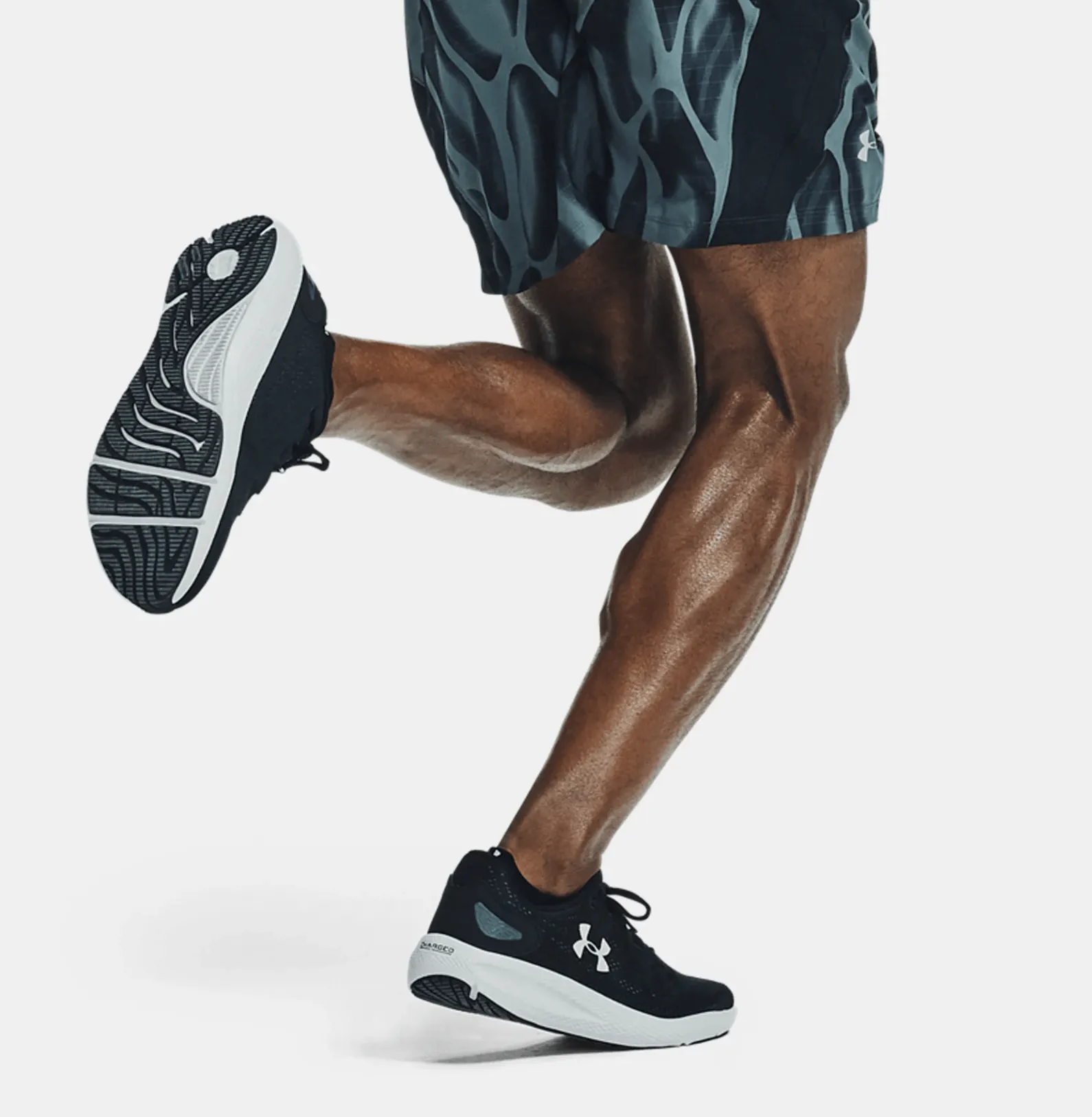 Valley Run Action Ready Under Armour Charged Pursuit 2 Running Shoes 3022594-001