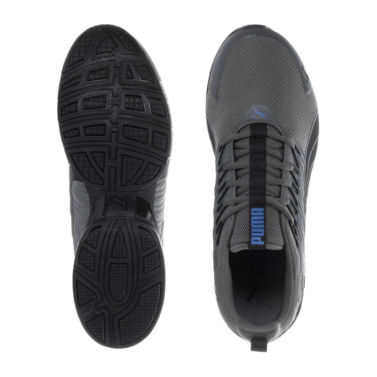 Voltaic Evo - Mens running in a monorail station area shoes