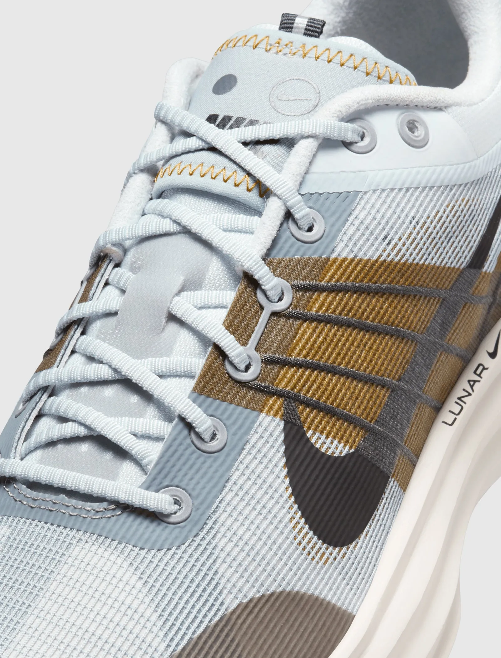 AI Path NIKE LUNAR ROAM "PURE PLATINUM/BLACK-WOLF GREY"