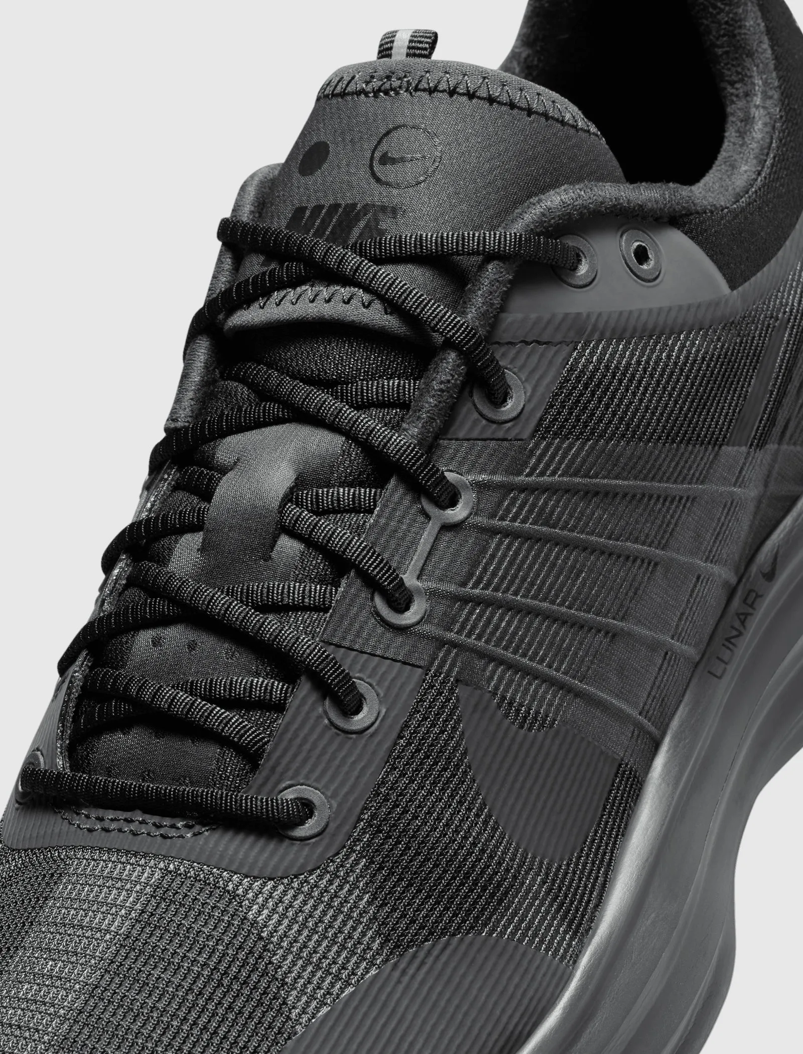 Running LUNAR ROAM "DARK SMOKE GREY"