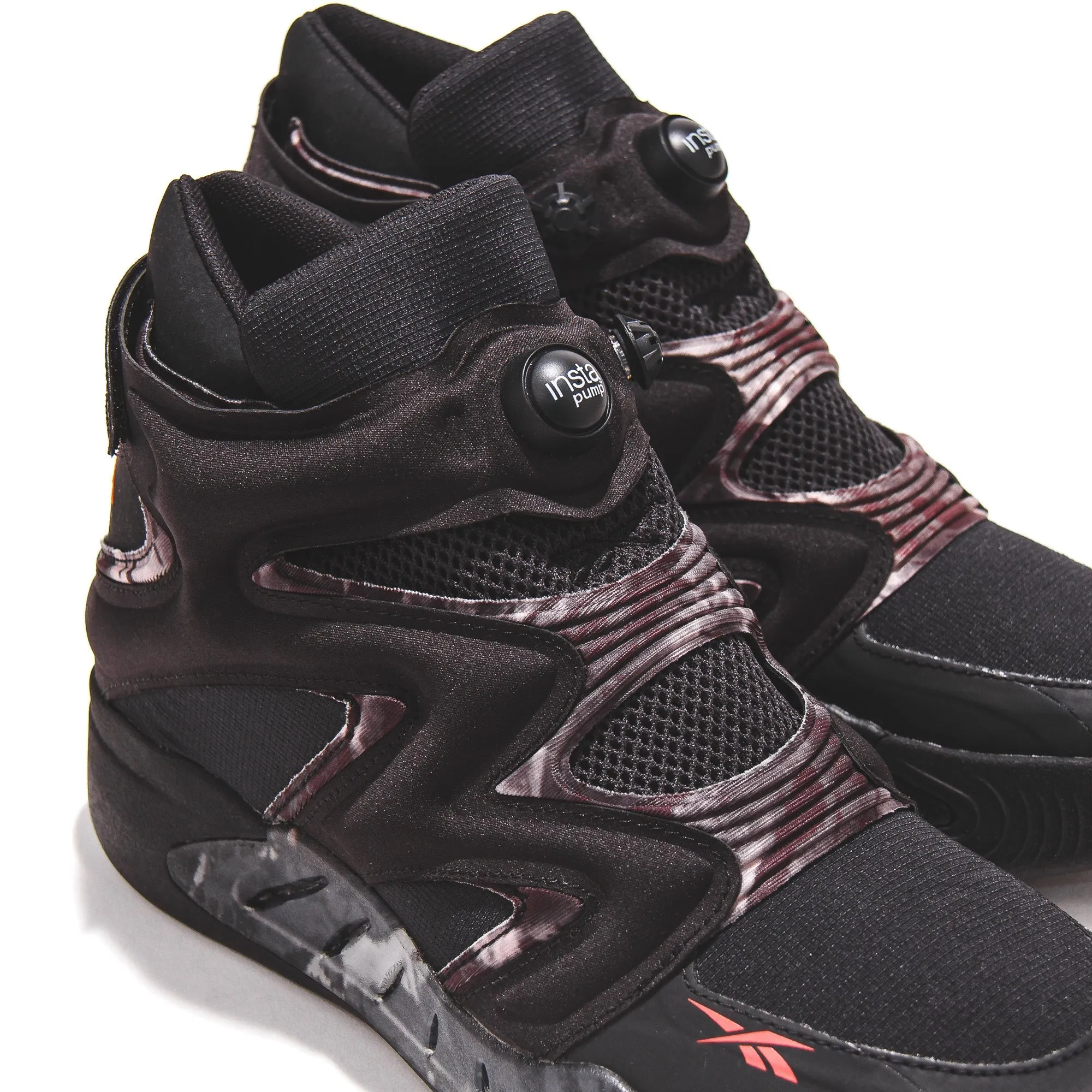 Hexagonal Traction Pattern Reebok Classics Basketball Men Instapump Fury Zone Black GX0295
