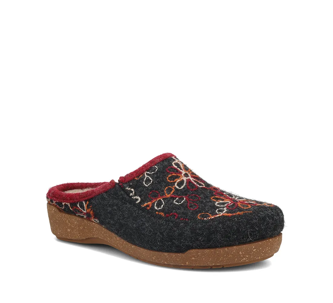 Woolflower - Charcoal Casual Shoes Fringe Swing