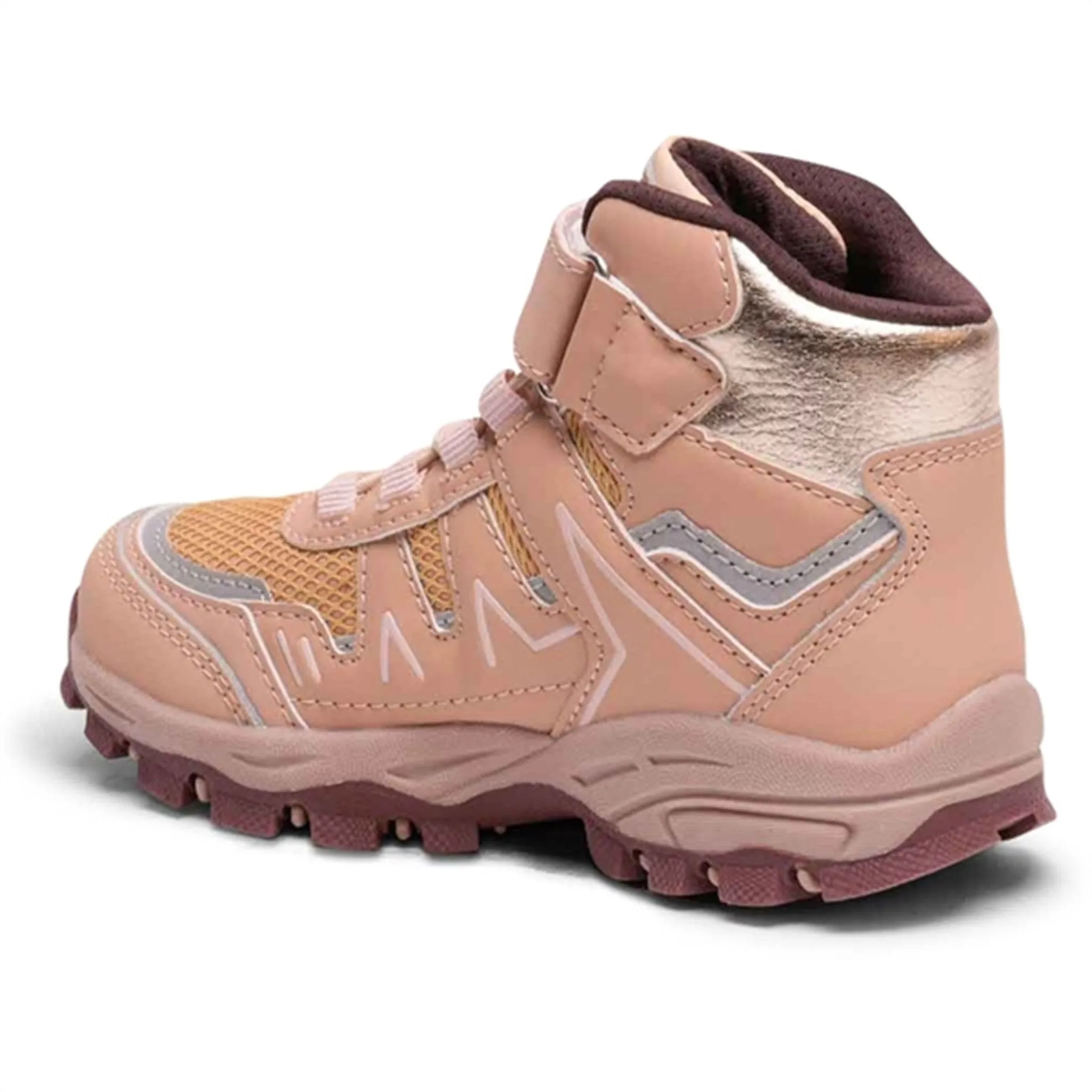 Frozen Terrain snowy days Bisgaard Madison Tex Boots Nude
