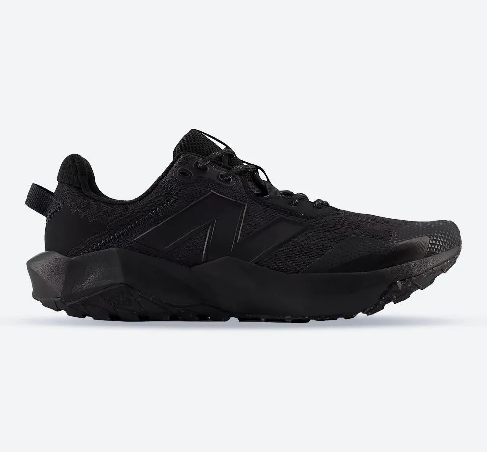 Men's Wide Fit New Balance MTNTRLF6 Trail Running Sneakers Durable Construction