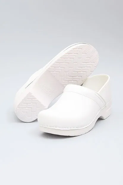 Professional - White Classic Outdoor Style