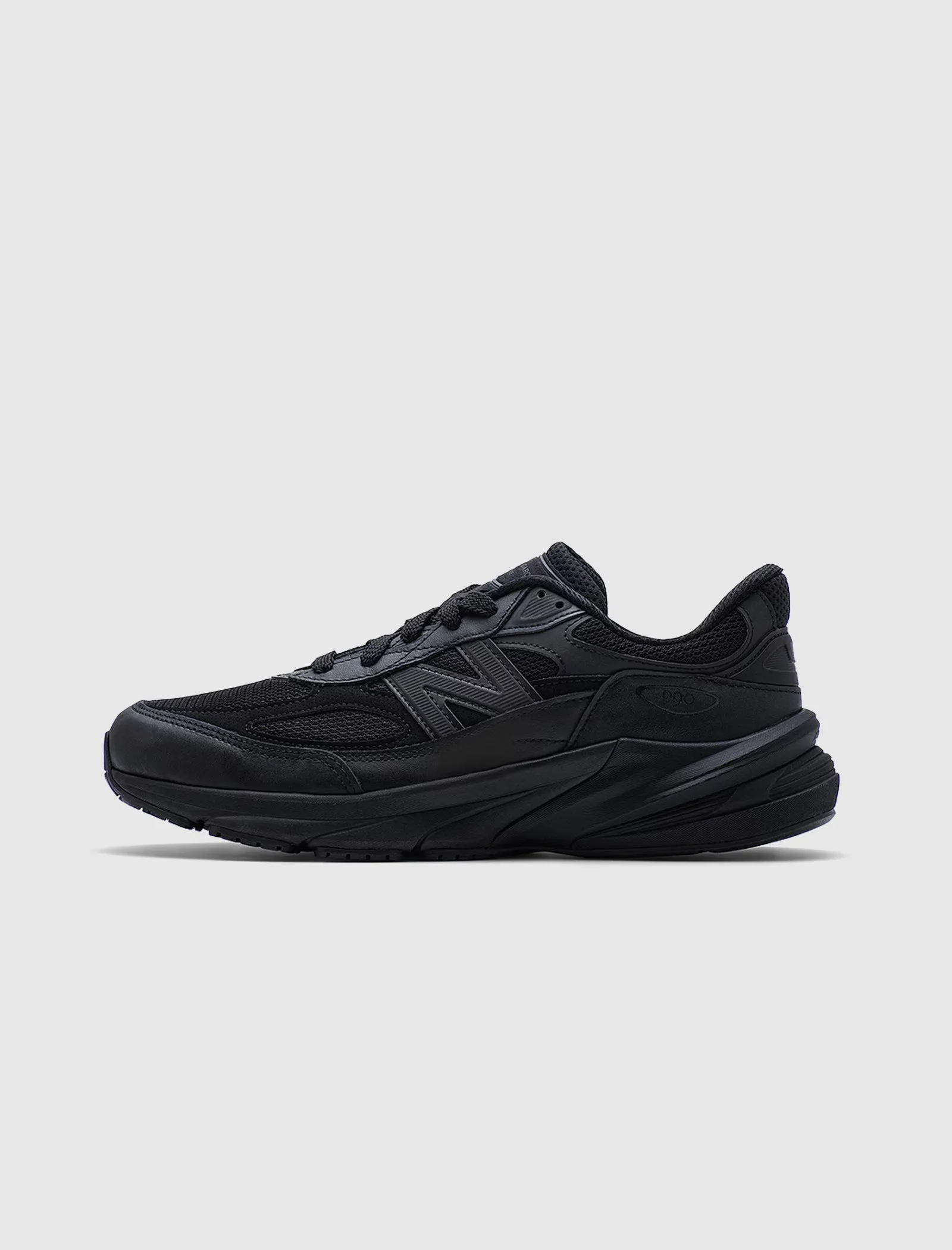 Lace Up Style NEW BALANCE 990 SNEAKERS