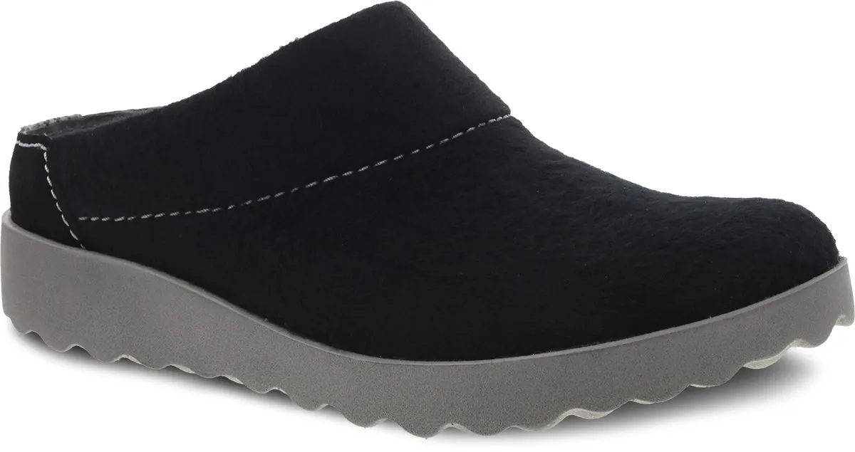 Lucie - Black Fast Go Cushioned Straps