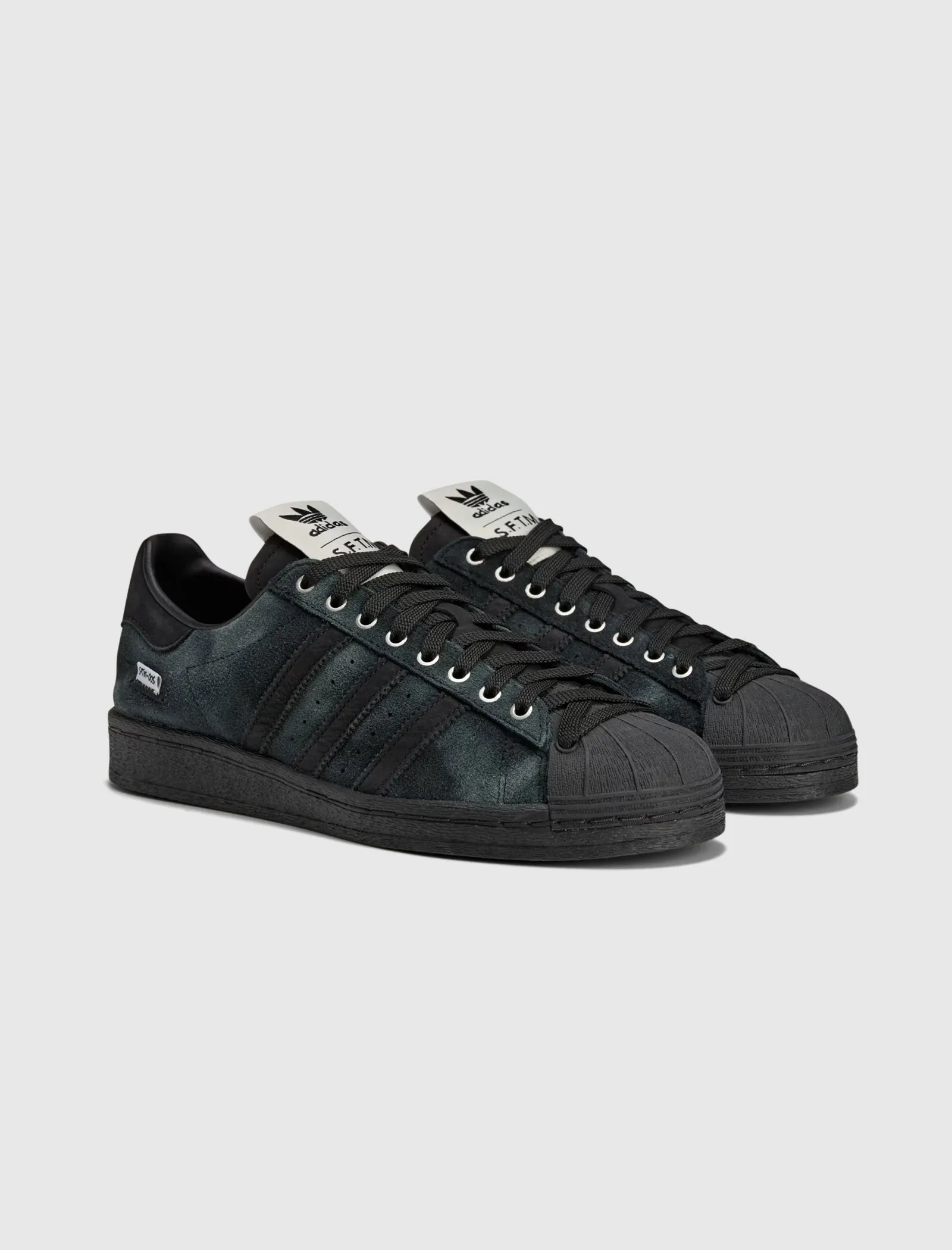 Stride Bold SONG FOR THE MUTE X SUPERSTAR 82 "BLACK/CREAM WHITE"