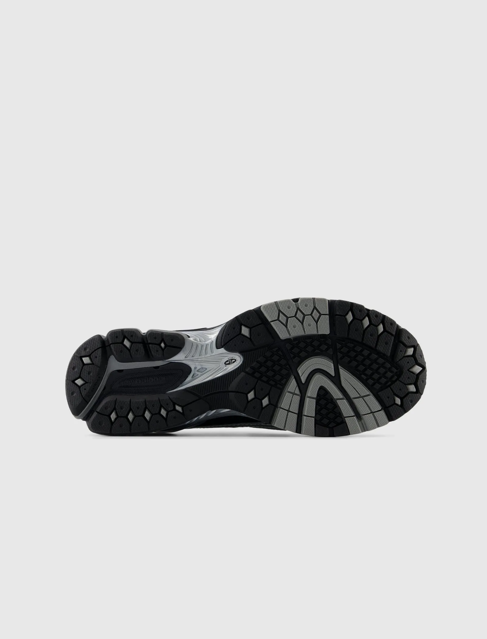 NEW BALANCE 1906L "SILVER" Feather Light Long Distance