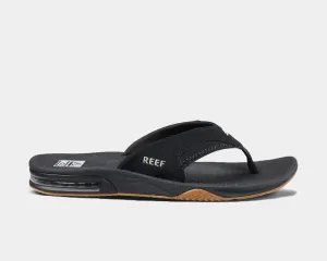 Fanning Flip Flops Travel Essentials