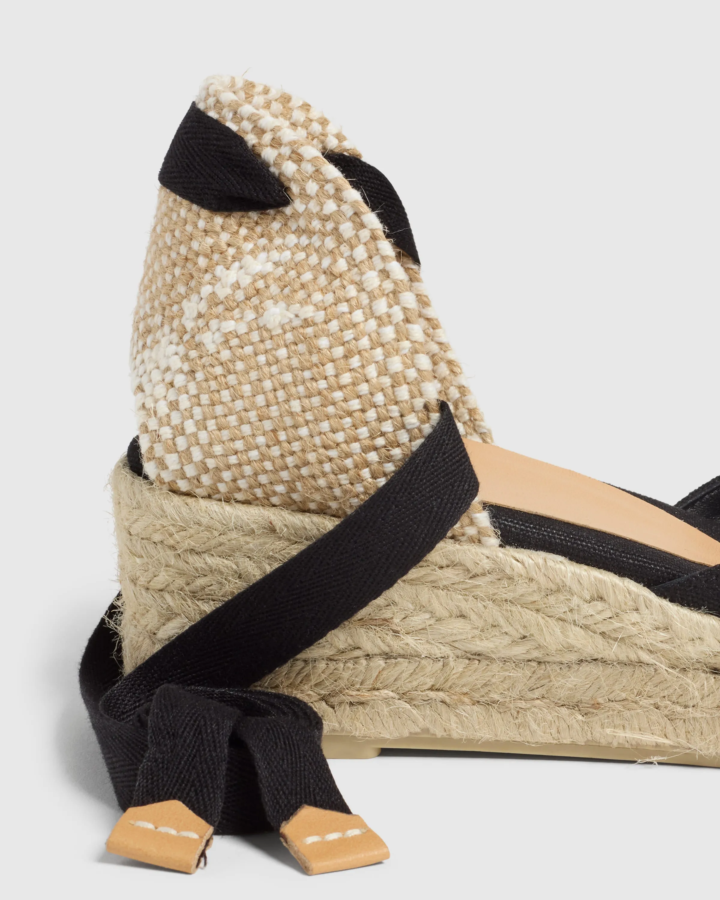 CARINA/3/001 Grippy Outsole Fog Jog