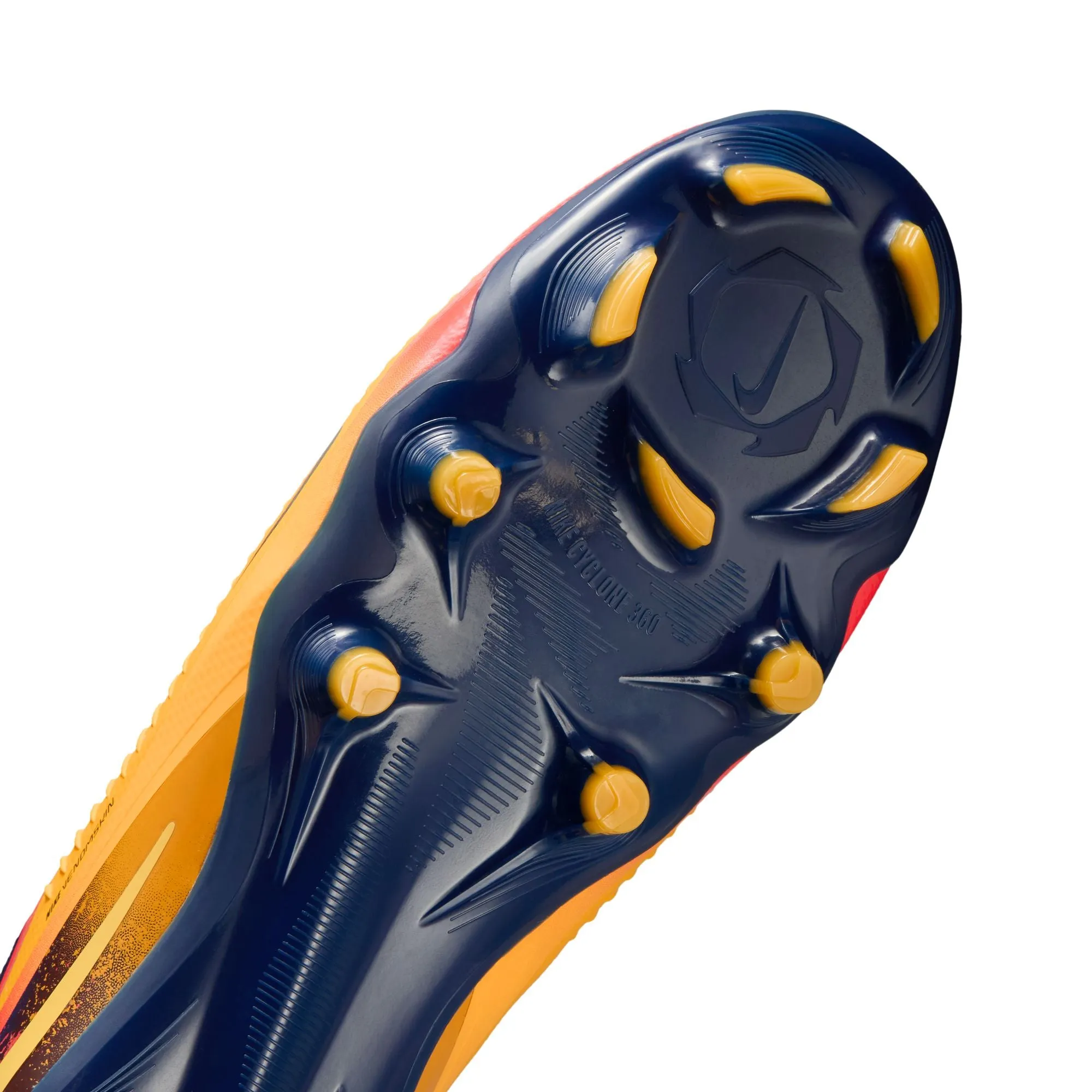 Weekend Practice Phantom 6 Low Pro Firm Ground Erling Haaland Men's Football Boots
