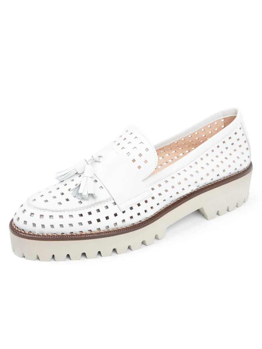 Soft Move Beckham Tassel Lug Loafer