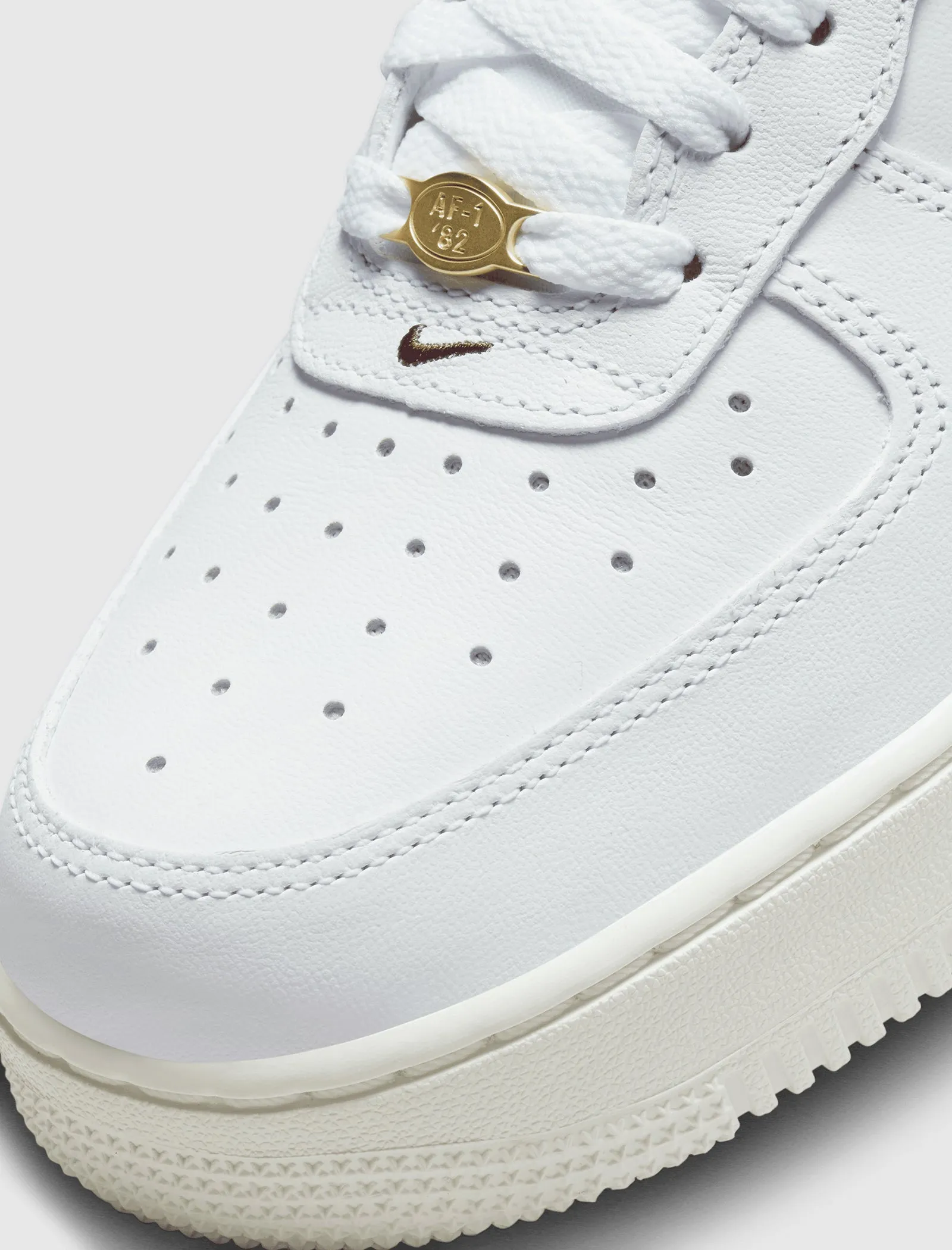 WOMEN'S AIR FORCE 1 '07 PRM LOW "JEWEL" Space Vibe