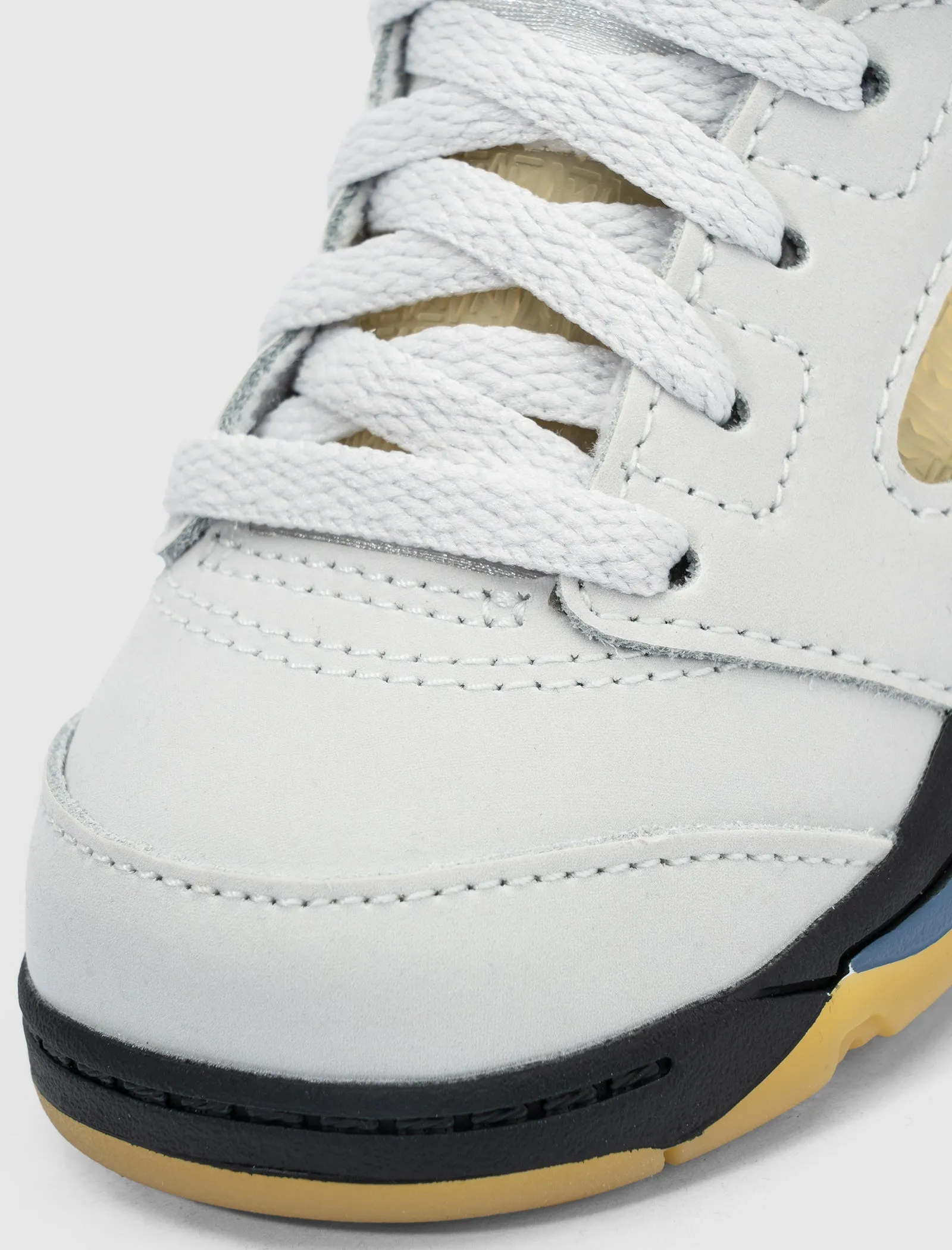 Urban Walk Year long A MA MANI??RE X AIR JORDAN V "DAWN" TD