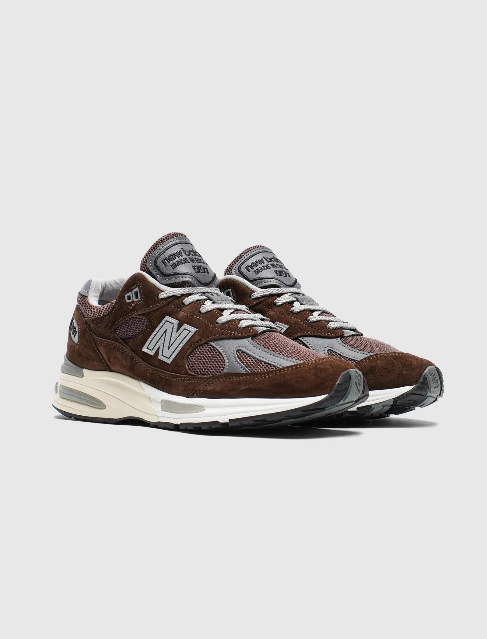 Meta Move MADE IN UK 991v2  "PINECONE"