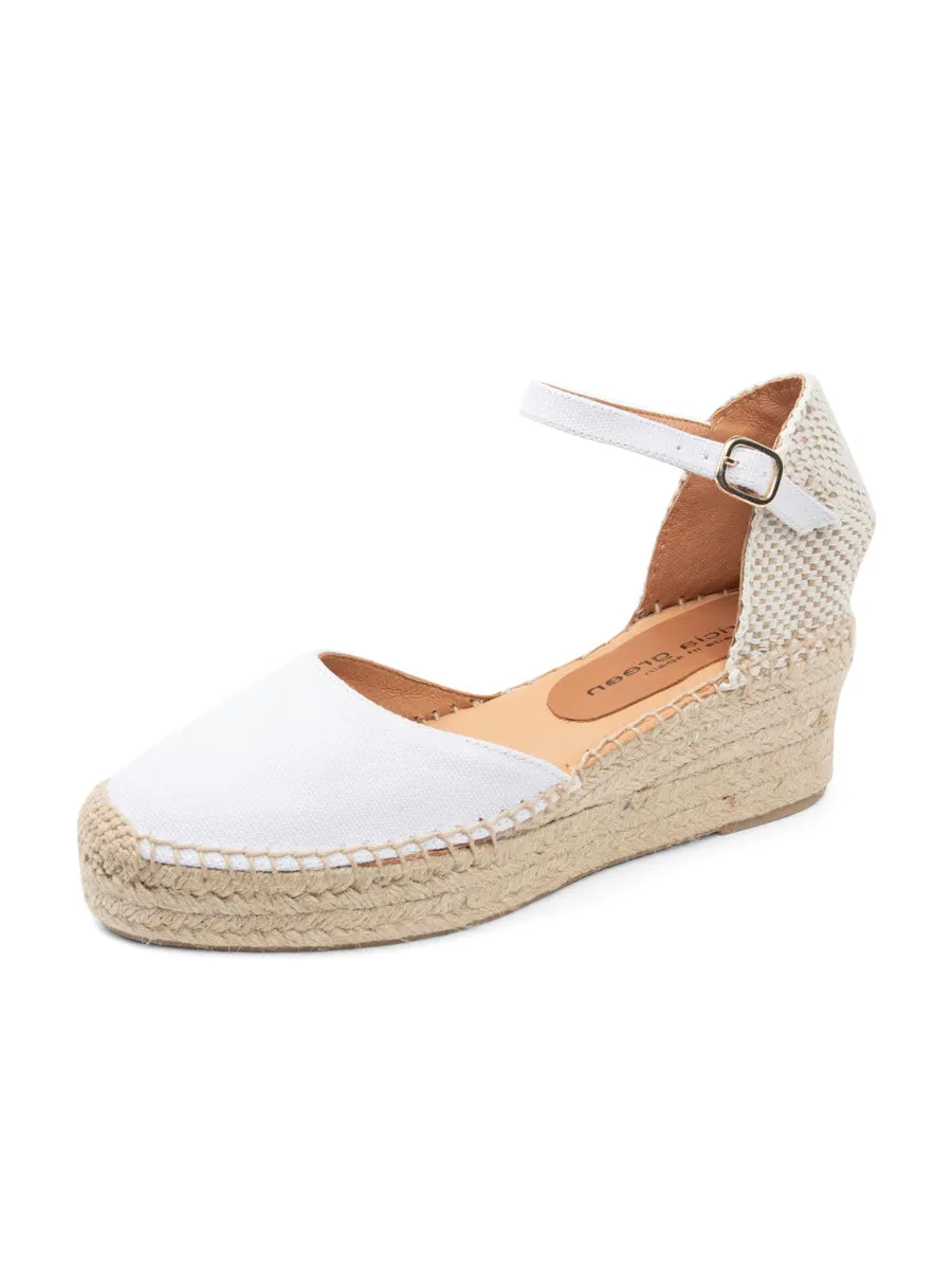 Leon Closed Toe Espadrille with Buckle Strap City Travel Casual Support