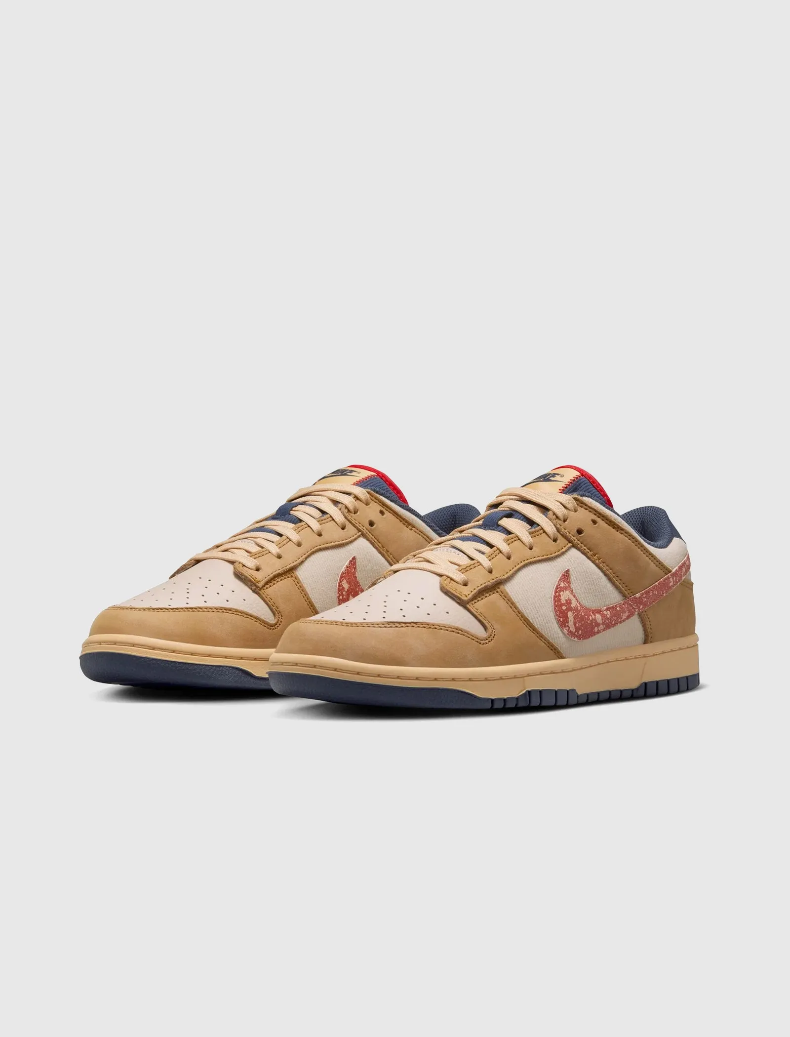 Wide Base Ventilation holes DUNK LOW "WHEAT SANDDRIFT"
