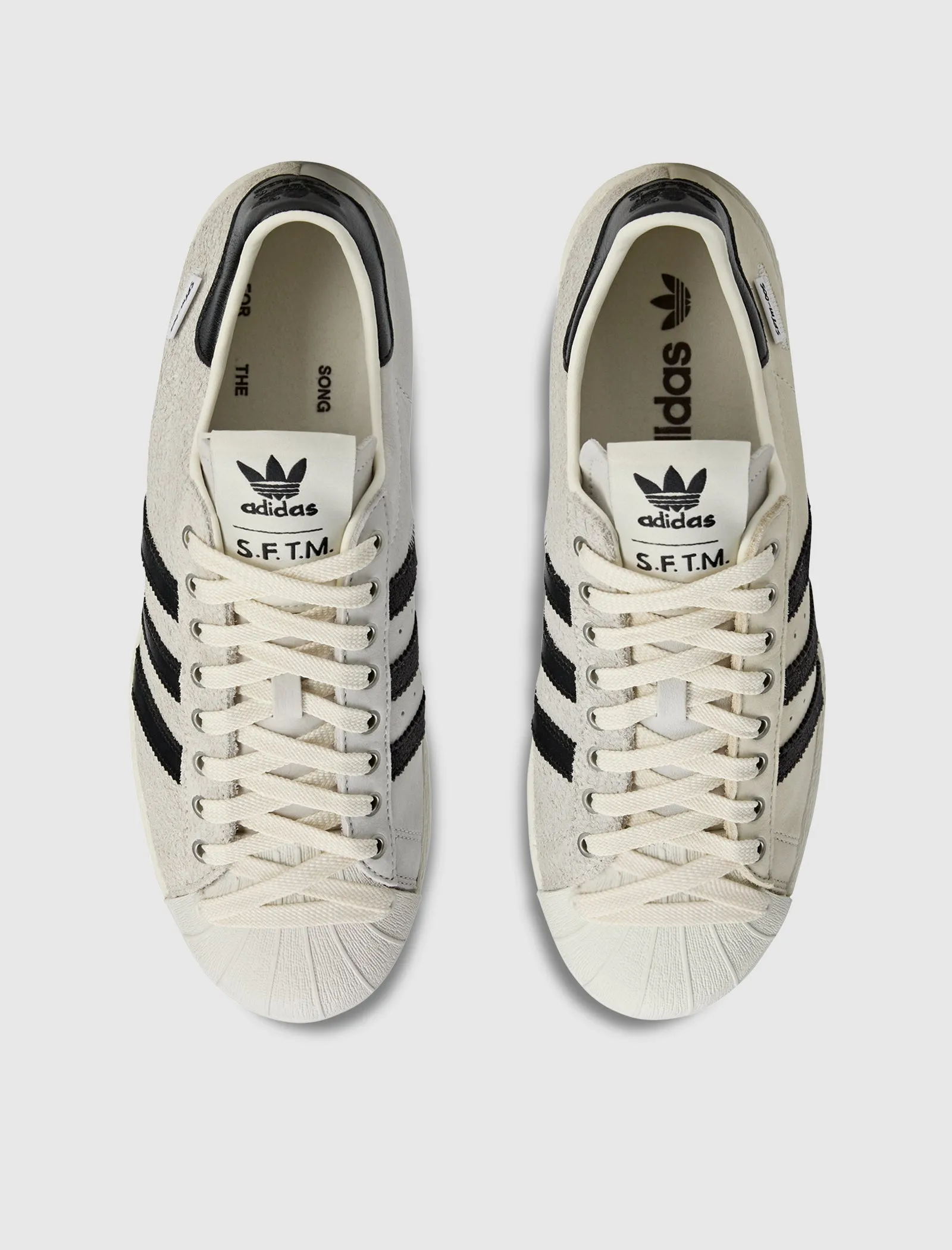 SONG FOR THE MUTE X SUPERSTAR 82 "CREAM/BLACK" Flexibility Feature Light Run