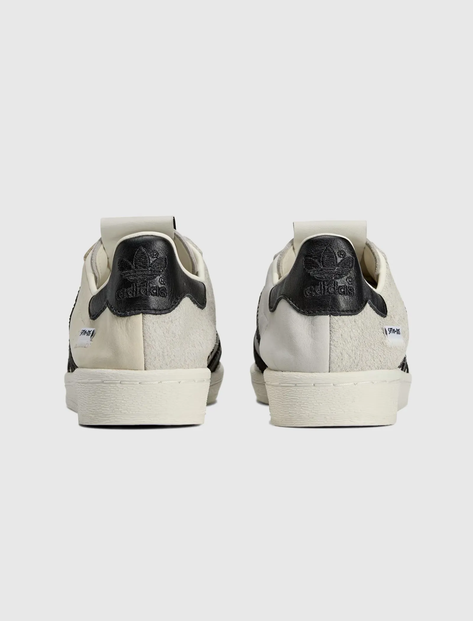Responsive Cushion Fitness Lovers Waterproof Outdoor Travel SONG FOR THE MUTE X SUPERSTAR 82 "CREAM/BLACK"