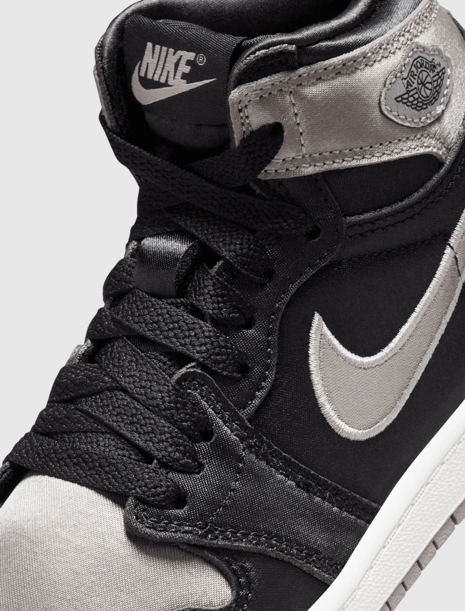 Cold Tone Fresh Tone AIR JORDAN 1 RETRO HIGH "BLACK/ MEDIUM GREY/ WHITE" PS
