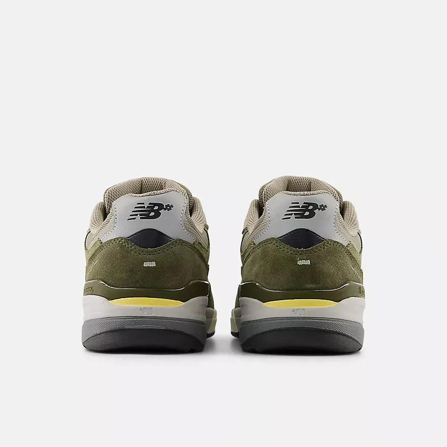 New Balance Numeric 933 Andrew Reynolds Skateboard Shoes - Olivine / Dark Olivine Day Comfort