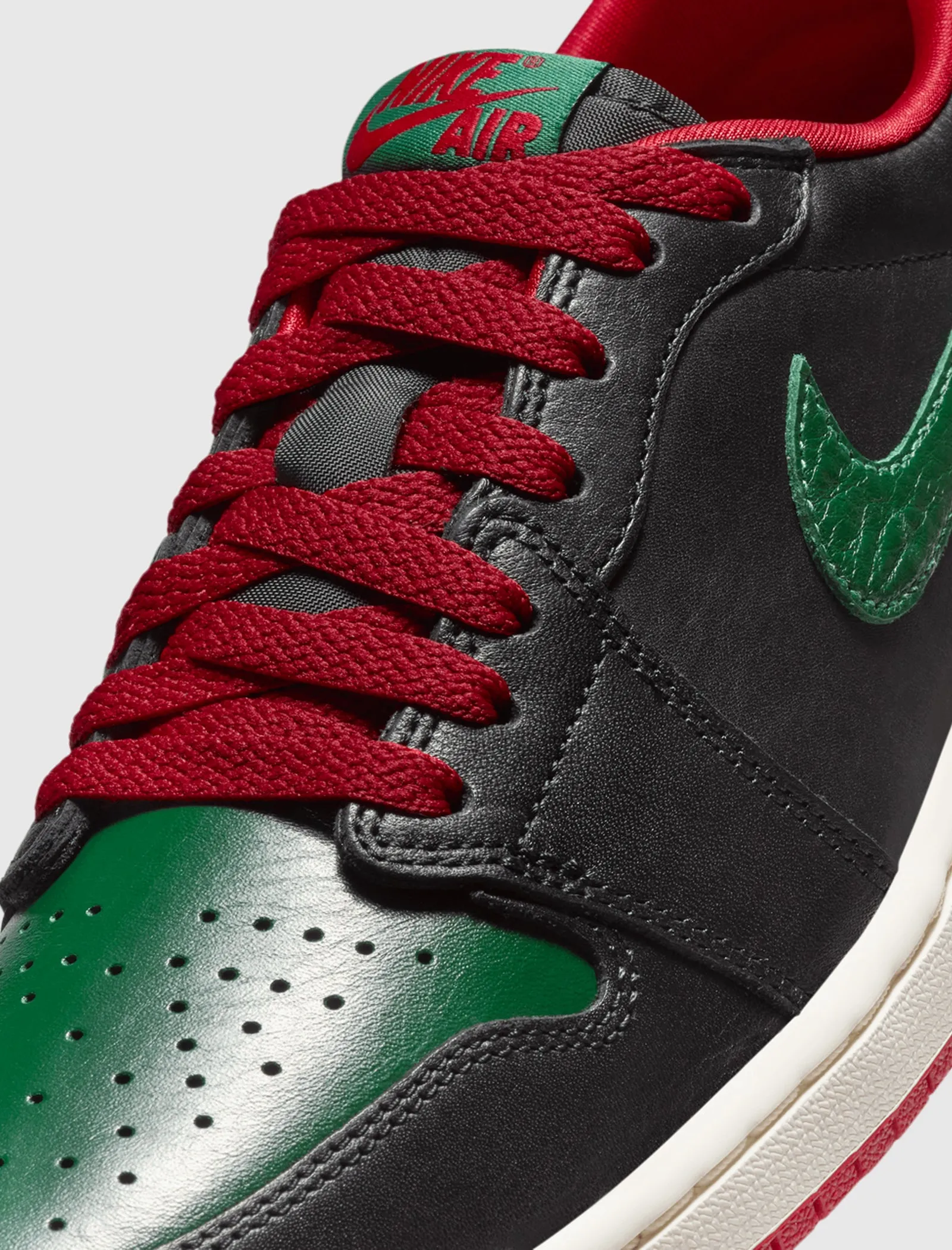 Nordic Tone Non Slip Office Workers WOMEN'S AIR JORDAN 1 LOW OG "BLACK/GORGE GREEN/VARSITY RED"