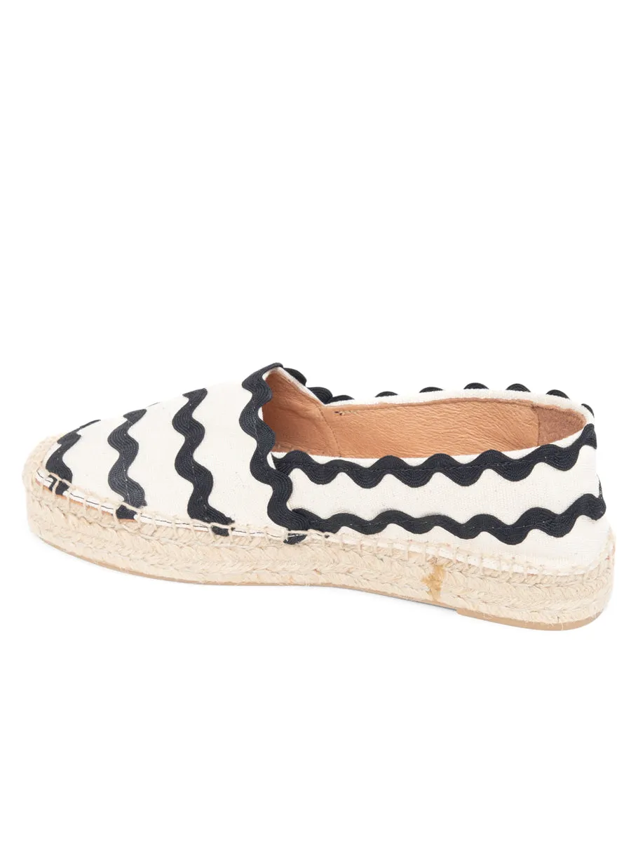 Soft Layers Farm Hike Abigail Slip On Espadrille