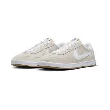 City Comfort Nike SB FC Classic Shoes - Summit White/Summit White