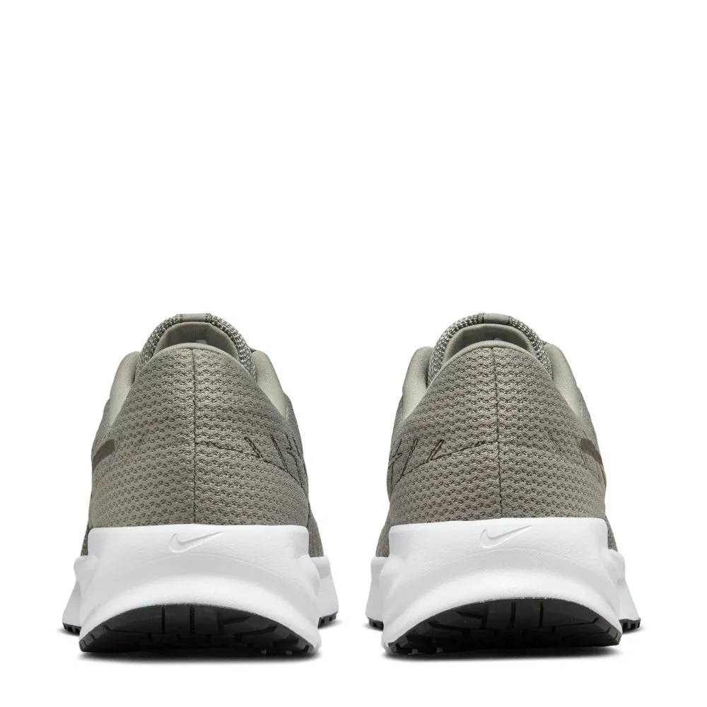 Run Defy - Mens cricket shoes