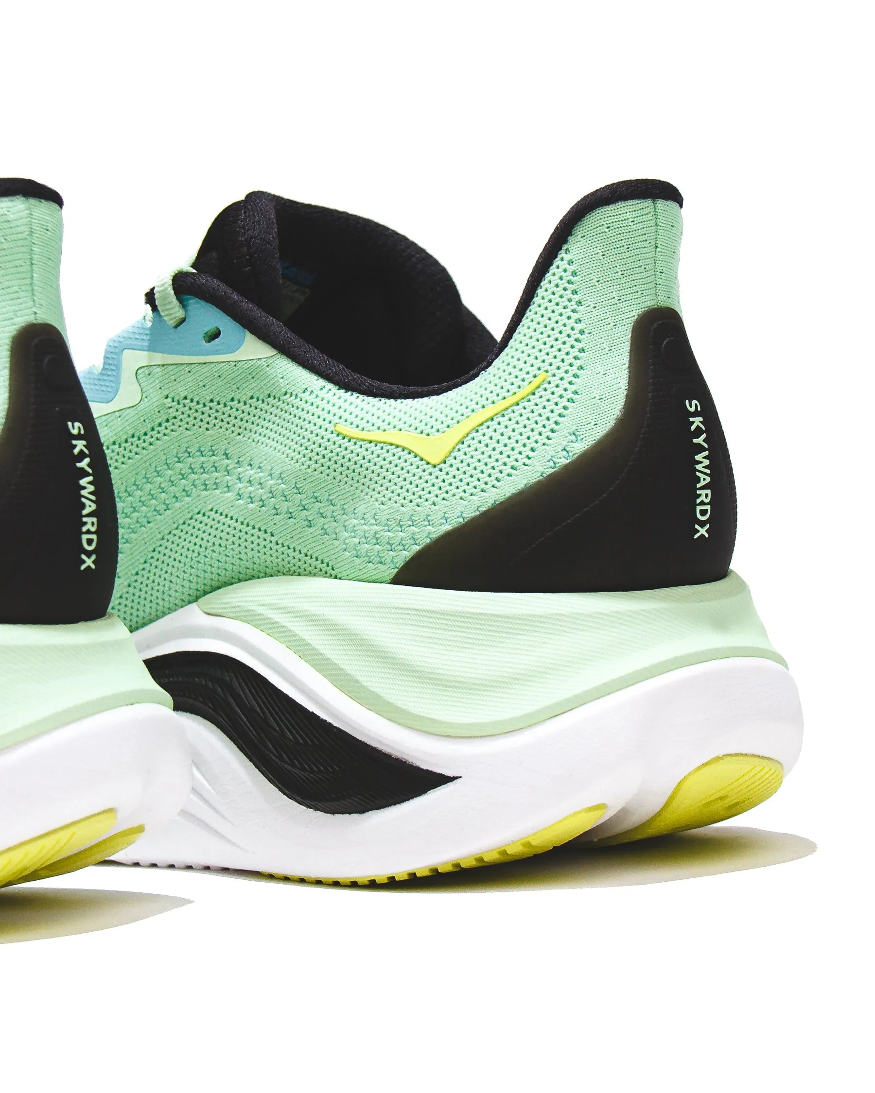 Dust Guard Feather Light City Adventure Hoka One One Men Skyward X Luna Moth 1147911-LMTH