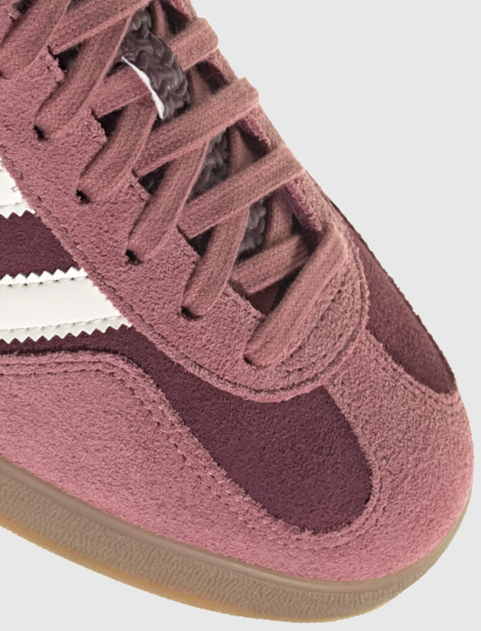 GAZELLE INDOOR "MAROON" Global Fit Street Run