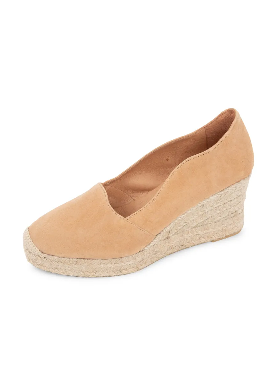 Urban Activity Street Fest Vienna Scalloped Espadrille
