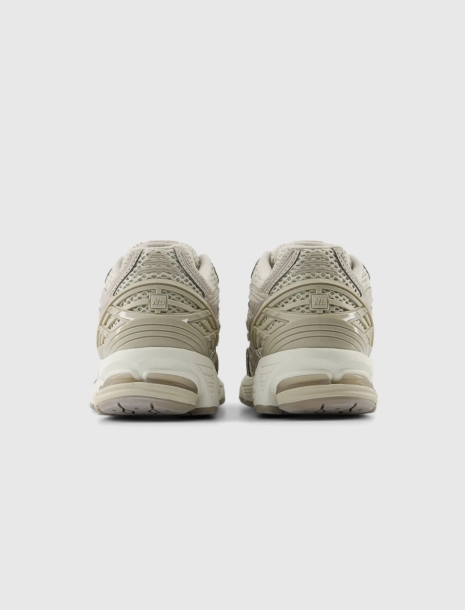 1906R "MOONROCK" Greek Ease