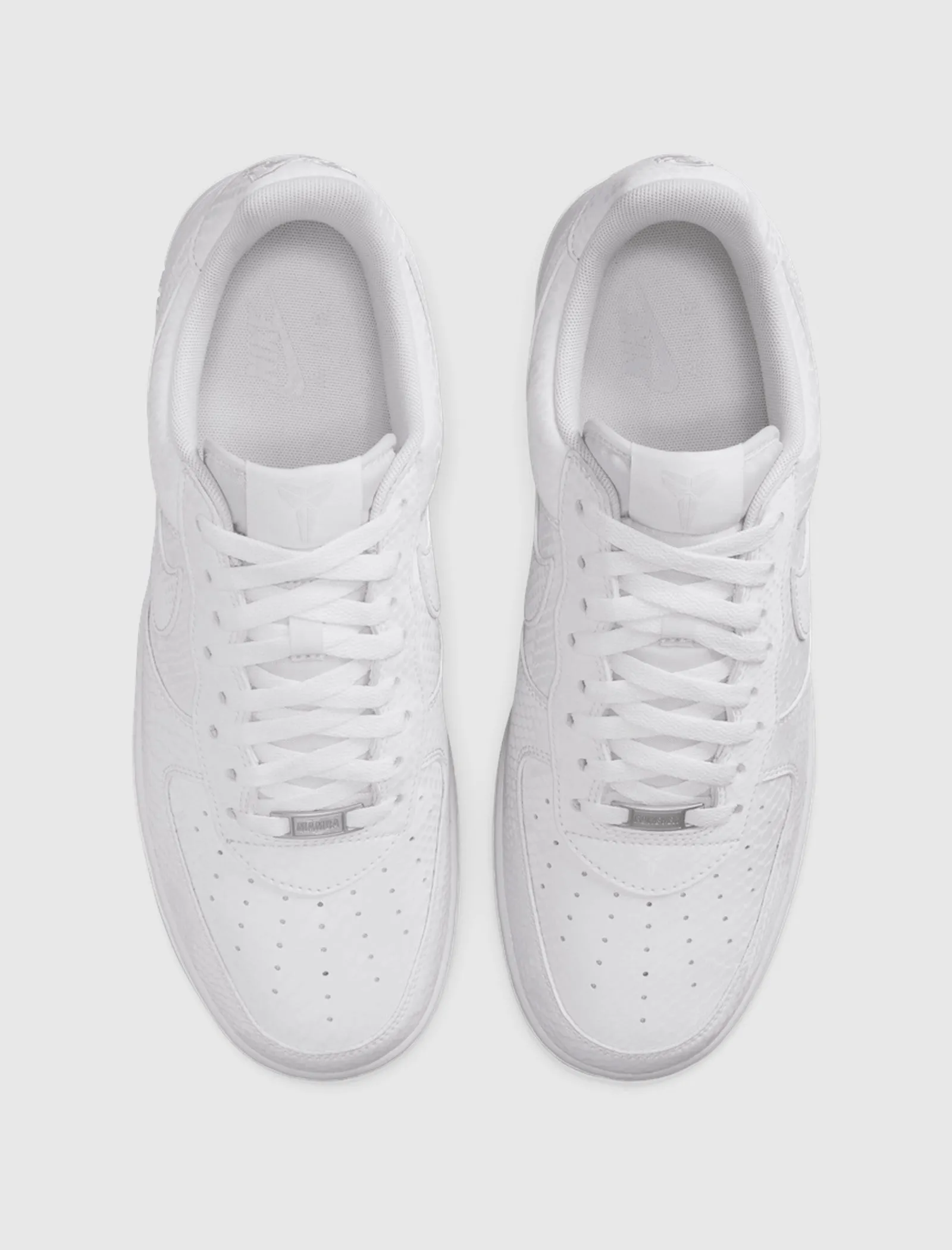 Flexible Fit Active People Hill Tough KOBE AIR FORCE 1 LOW "WHITE"
