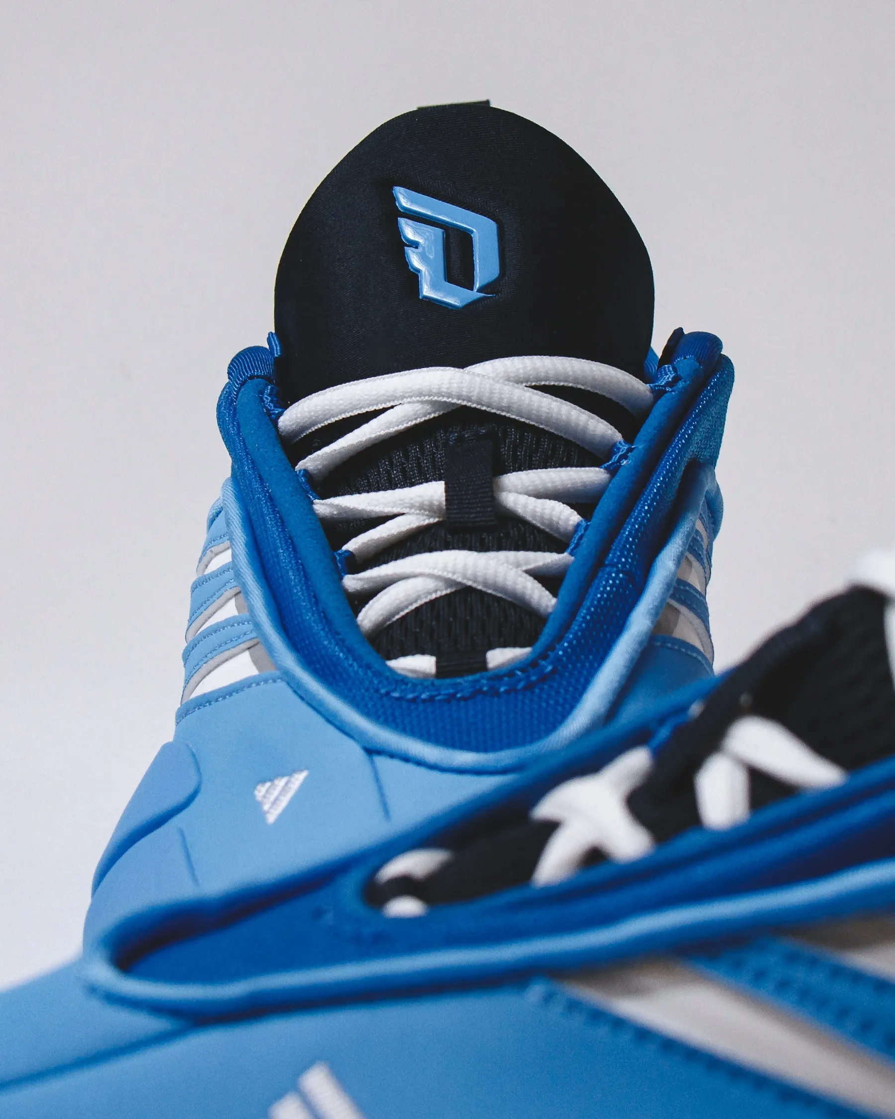 Adidas Basketball Men Dame 9 Blue Burst JH6625 Fast Motion Frame Slip Resistant Tread